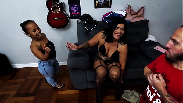 Ator tinha o sonho de comer uma an&atilde;zinha sem camisinha