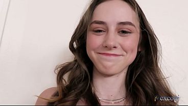 Tiny And Shy Newbie Daisy Tries Her First Porn